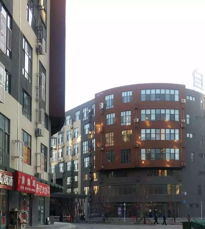 2014年 購(gòu)買(mǎi)新的辦公地，建立屬于富邦的企業(yè)文化